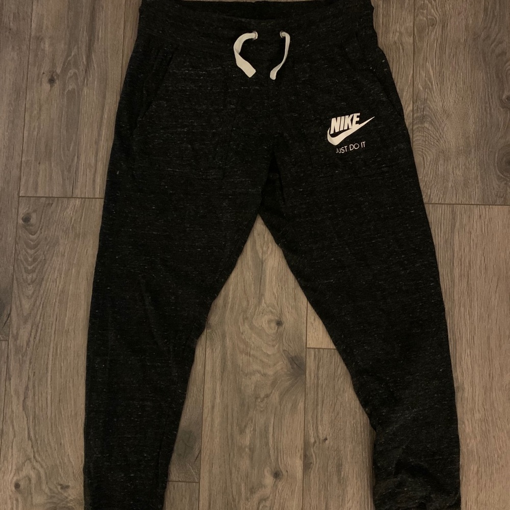 Nike grey sweatpants